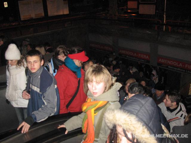2549_Metrorolltreppe