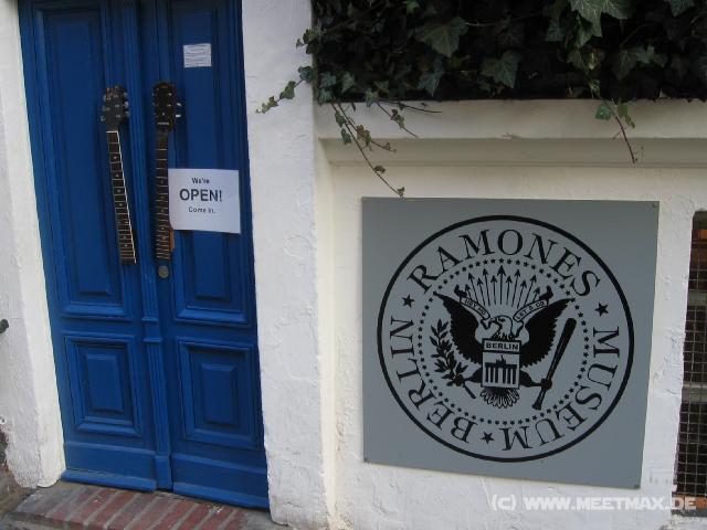 2863_Ramones-Museum