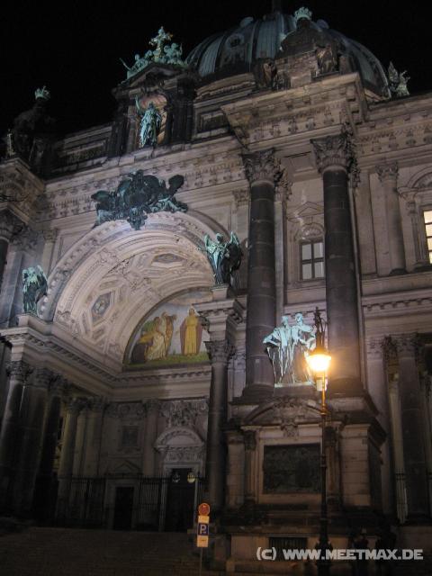 2922_Dom