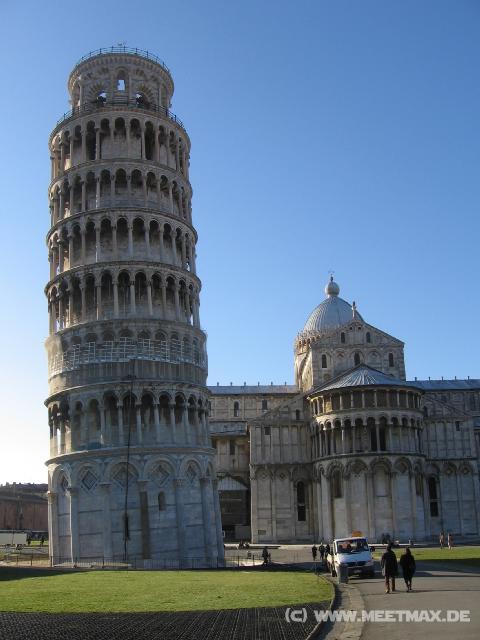 2975_Schiefer_Turm