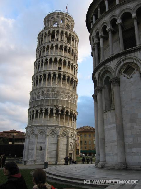 3006_Schiefer_Turm
