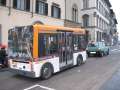 3121_Minibus_hinterm_Panda