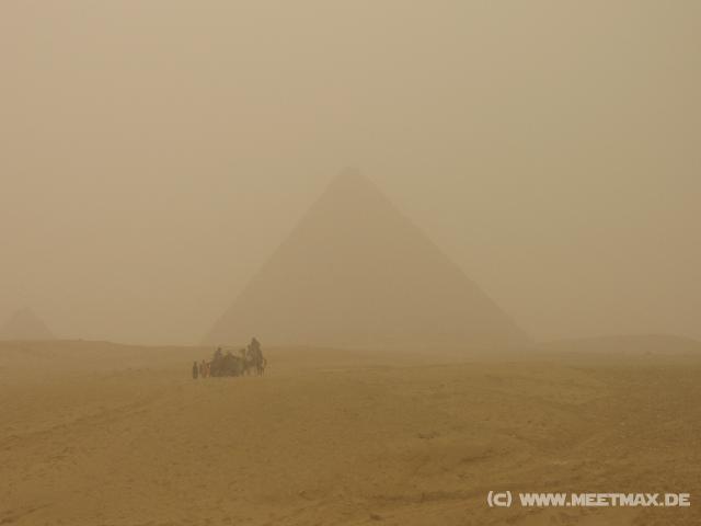 4526_Pyramide