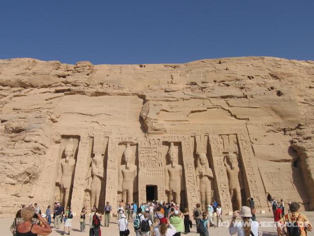 4823_Hathor-Tempel