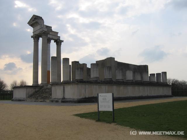 6586_Hafentempel