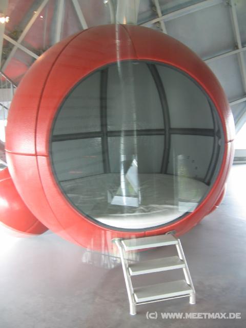 7906_Atomium
