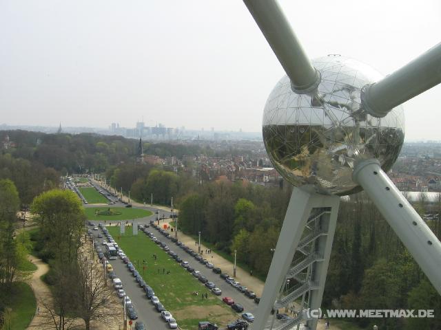 7908_Atomium