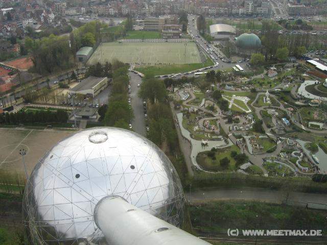 7921_Atomium