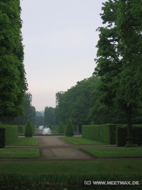 9135_Herrenh�user_Garten