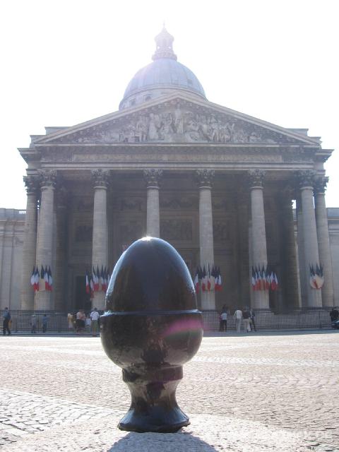 1367_Ei_vorm_Pantheon