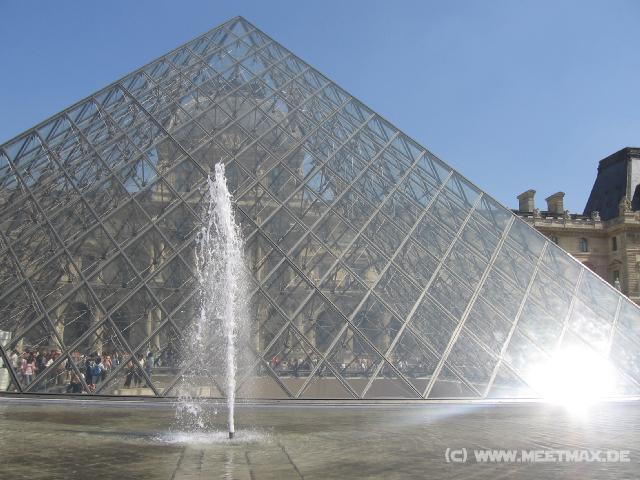 1419_Pyramide