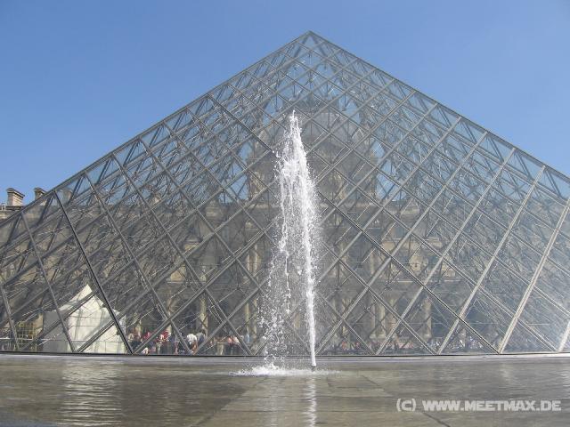 1420_Pyramide