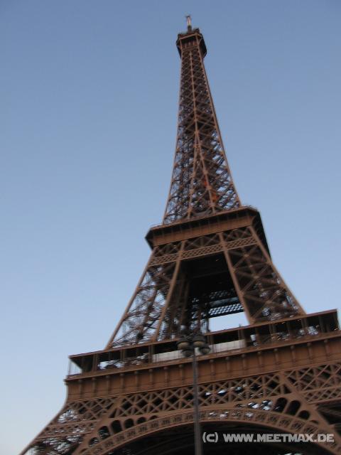 1565_Eiffelturm