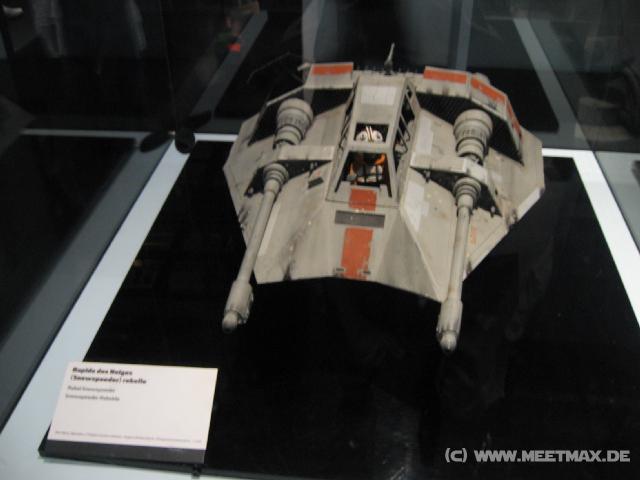 1663_Snowspeeder