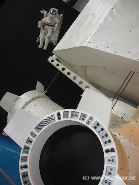 1711_ISS