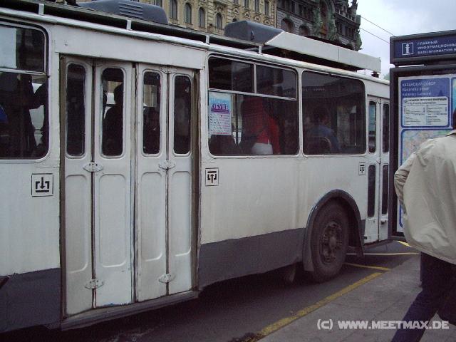 2993_Bus