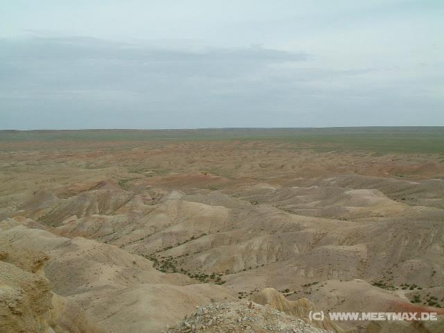 0068_Tsagan_Savarga_Cliffs