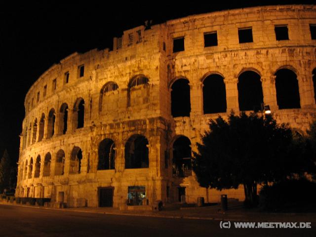 9894_Amphitheater
