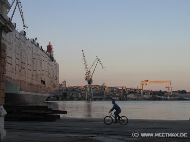 0000_Hafen_Pula