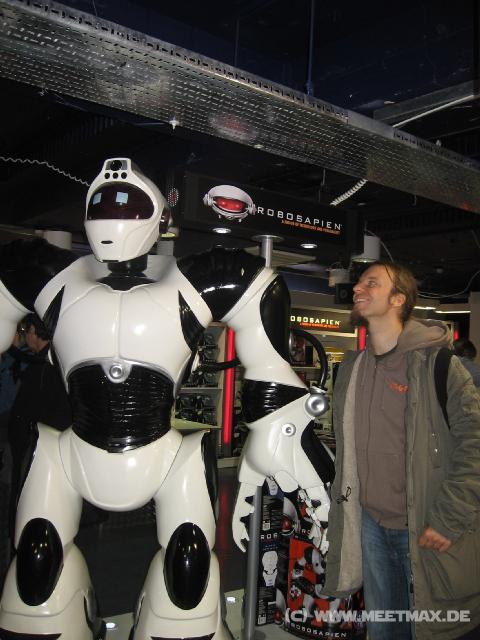 0225_Robosapien