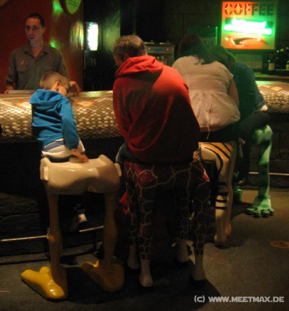 0244_Rainforest_Cafe