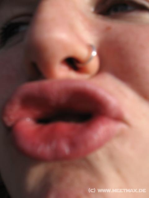 0853_Knutsch