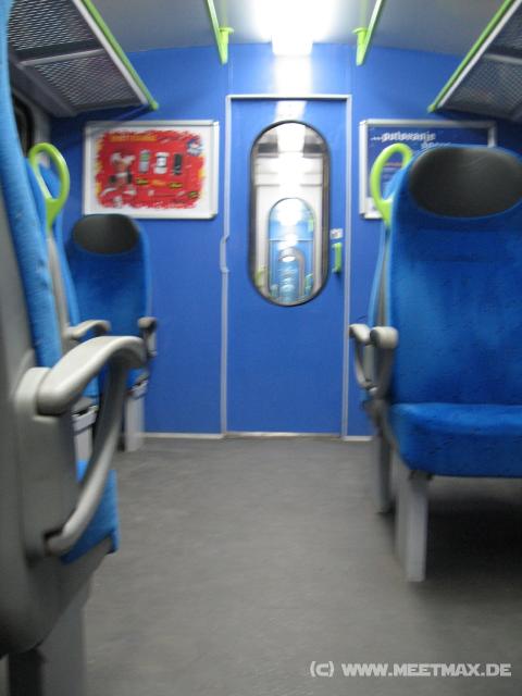 1185_Space_train