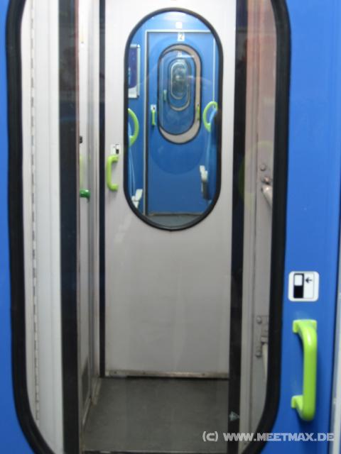 1188_Space_train