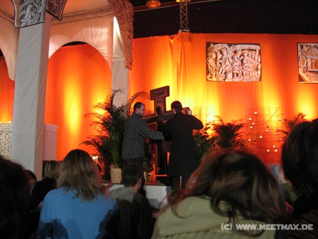 1236_Get_the_cross