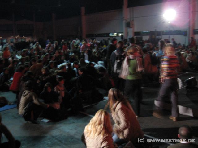 1241_Prayer_at_the_cross