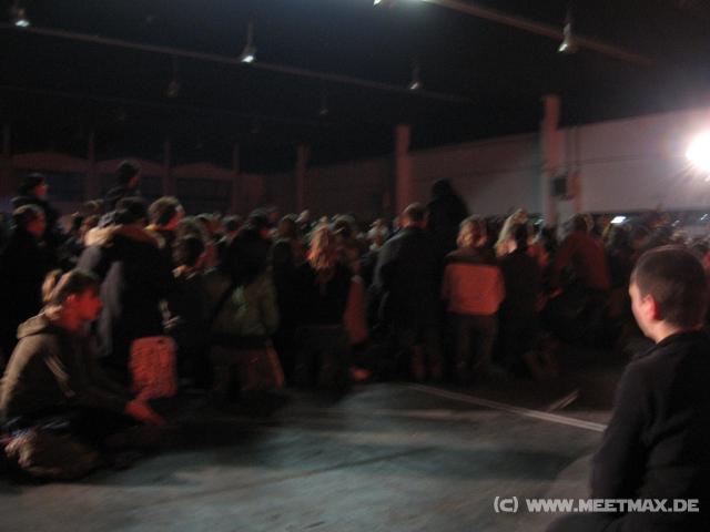 1244_Prayer_at_the_cross
