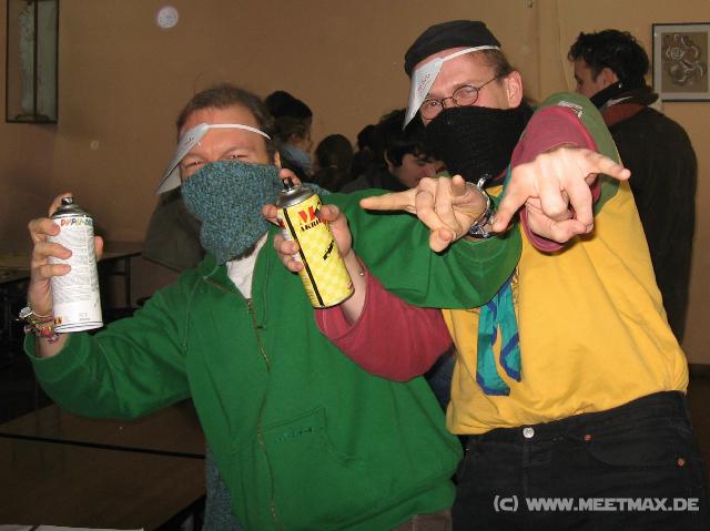 1273_Graffiti_gang