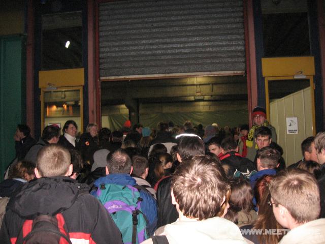 1378_Dinner_crowds