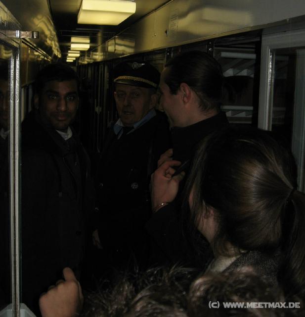 1398_Alex_TrainAttendant_French