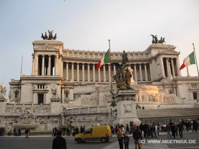 1565_Monumento_Vittorio_Emanuele_II
