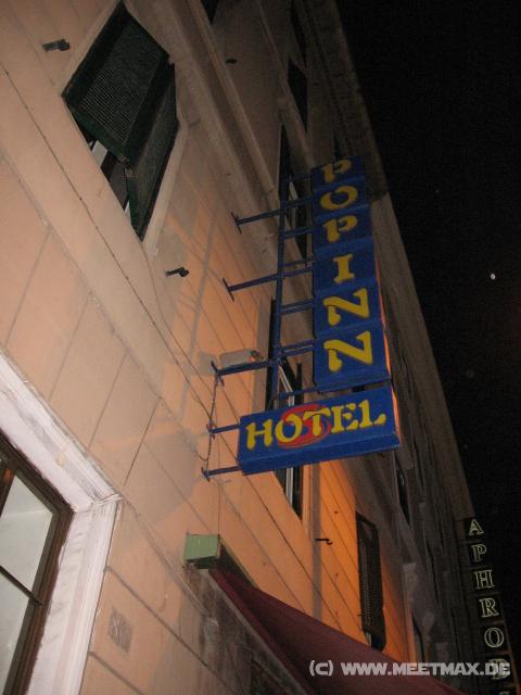 1811_Pop_Inn_Hostel