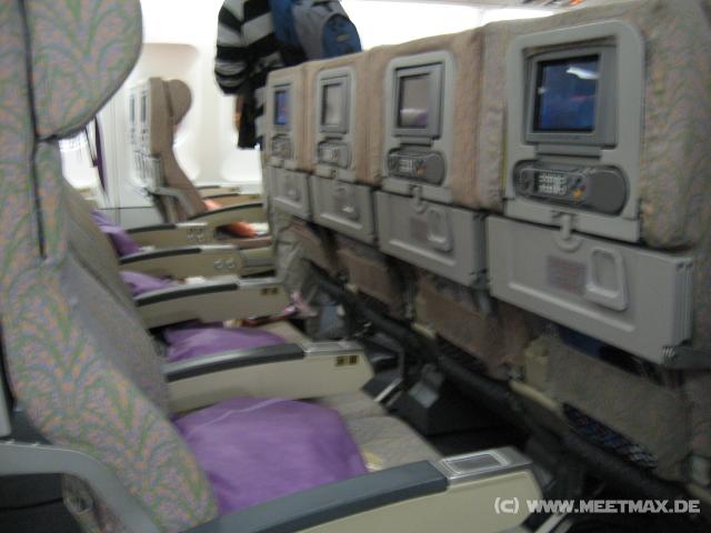 1961_Emirates-Airbus