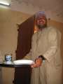 2754_Salim_mit_Tablett
