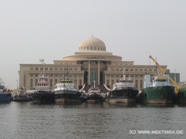 2895_Boote_Geb�ude