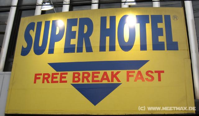 3589_Super_Hotel_with_Breakfast