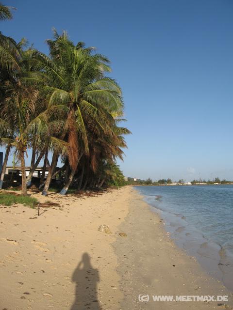 3773_Guam_Beach