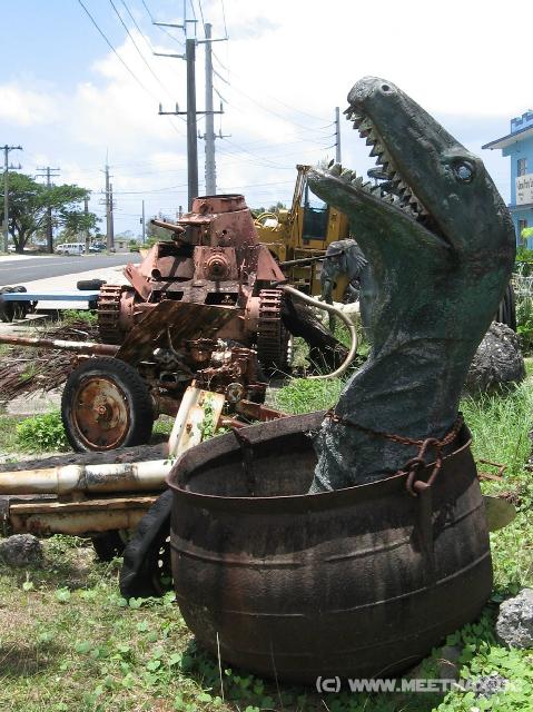 3849_Dino_pot