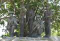 3894_Soldiers_monument