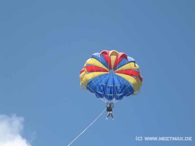 4553_Parasailing_Markus