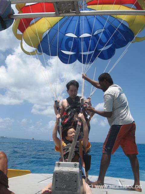 4558_Parasailing_Mogamis