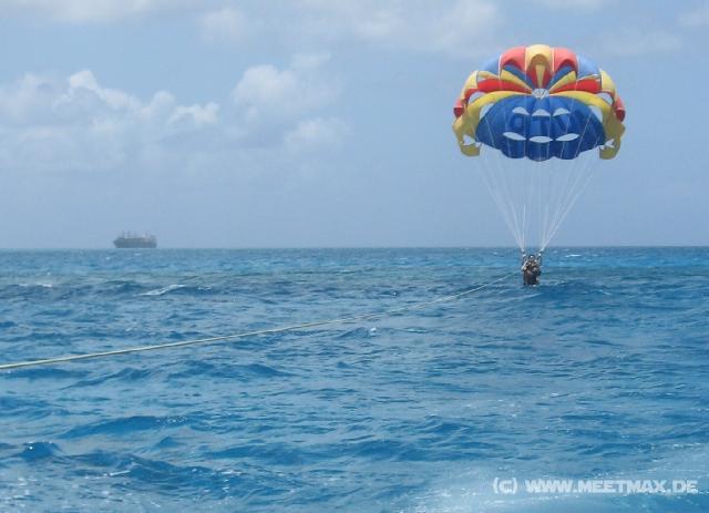 4578_Parasailing_Mogamis