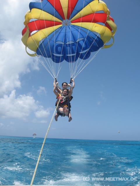 4582_Parasailing_Mogamis