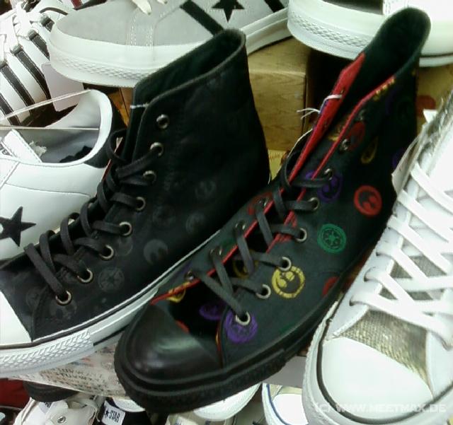 0055_Star_Wars_Chucks