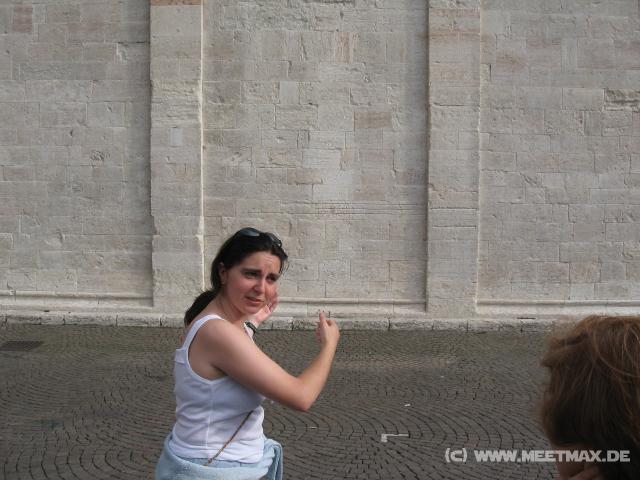 6332_Tourist_guide