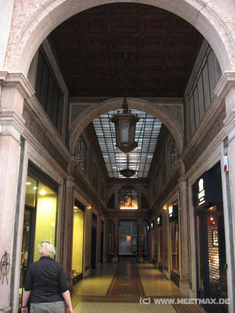 6398_Gallery